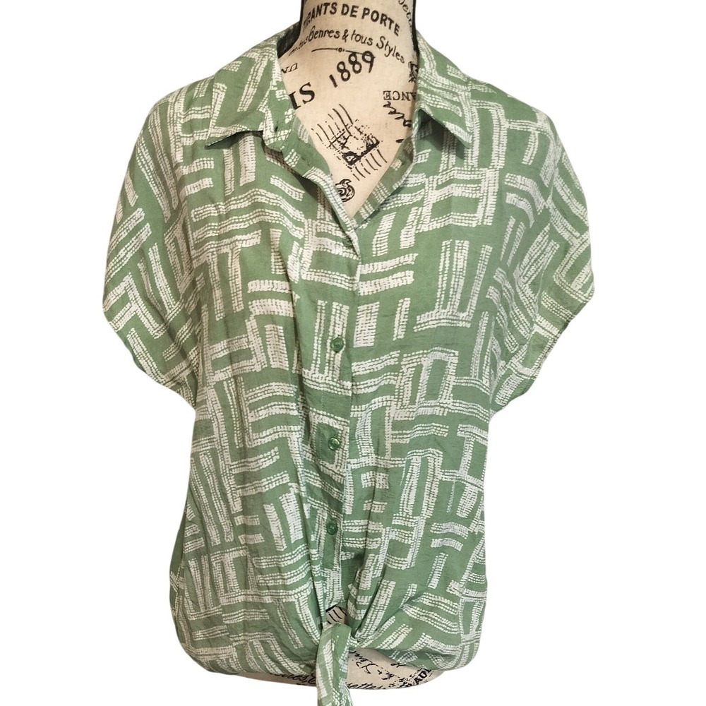 Philosophy Republic Clothing Salted Lime Geometric Tie Front Blouse NWT Large